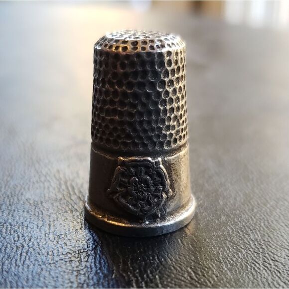 Metal Thimble - Picture 2 of 5